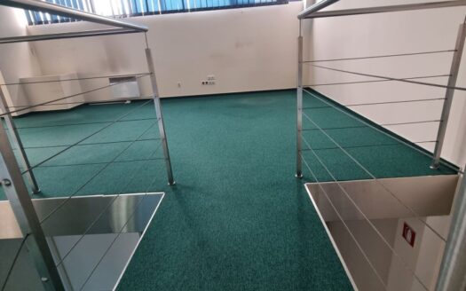 Lokal biurowy z antresolą