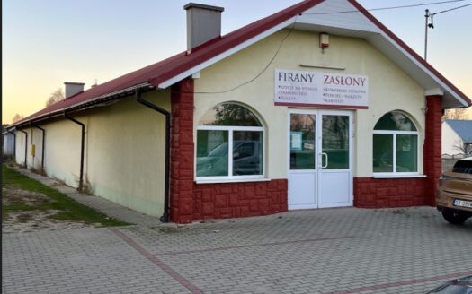 Budynek handlowo-usługowy z działką 75a Łętownia