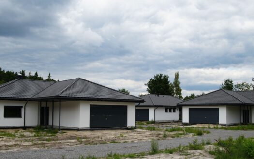 Nowe domy parterowe na sprzedaż – Nisko