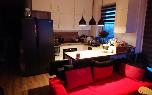 Sprzedam bezpośrednio mieszkanie 55m2 piąte piętro