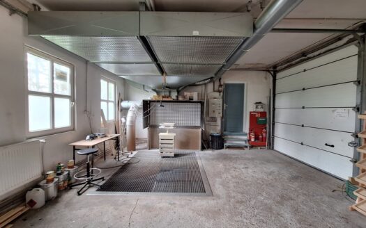 BUDYNEK PRODUKCYJNO-MAGAZYNOWY