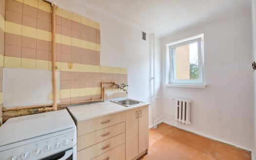 Przestronne mieszkanie z potencjałem na Azorach.