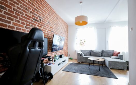 Wyremontowane mieszkanie w ładnej kamienicy