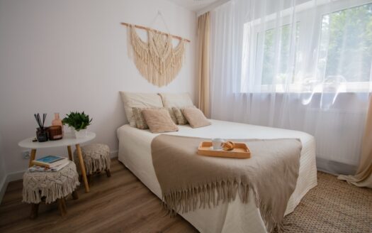 4 Pokoje + Kuchnia + Garaż-LSM, Świeżo po remoncie