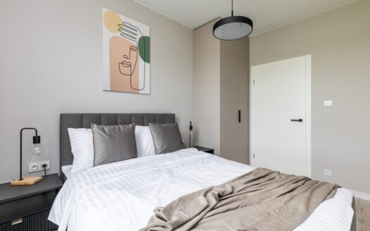 Na sprzedaż mieszkanie bez prowizji z wyposażeniem