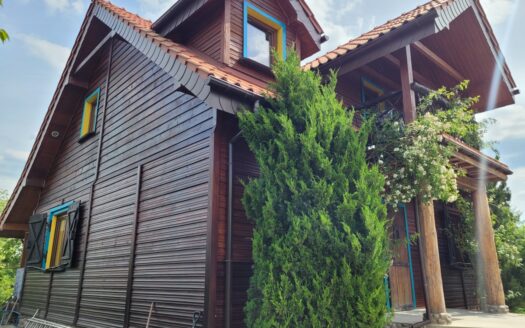 Dom jak z bajki na Mazurach nad jeziorem