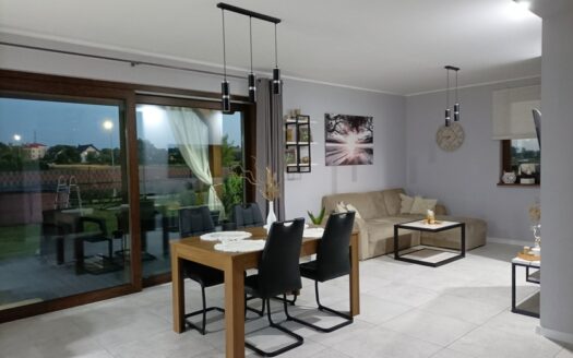 Komfortowy dom blisko lasu–Lędziny(woj.śląskie)