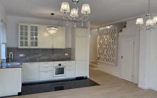 Wynajmę dom z ogrodem i furtką do lasu Kabackiego