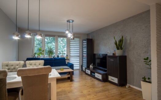 Mieszkanie 48 m² po remoncie z widokiem na zieleń