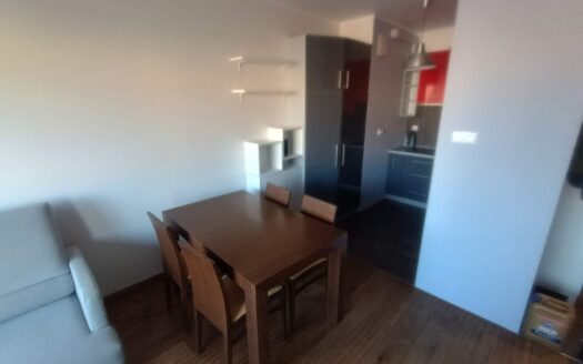 Blisko Metra Bemowo – 2 pokoje z aneksem