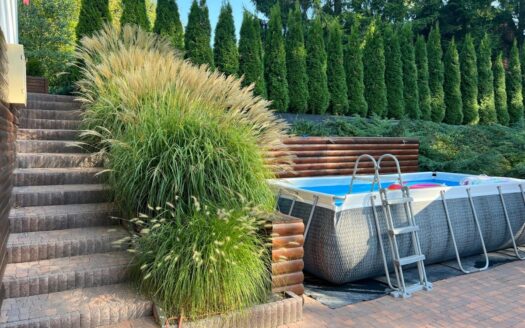 Dom z dużym garażem pod np. E-sklep, magazyn