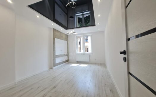 Nowoczesne mieszkanie na I piętrze, Jasło, Centrum