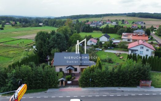 DOM W DĘBOWCU Z DZIAŁKĄ 11,5AR !