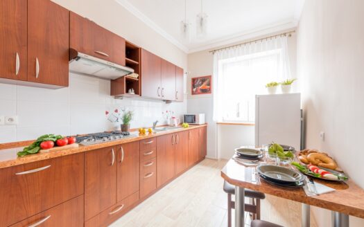 2 pokojowe w kamienicy na Freta po remoncie