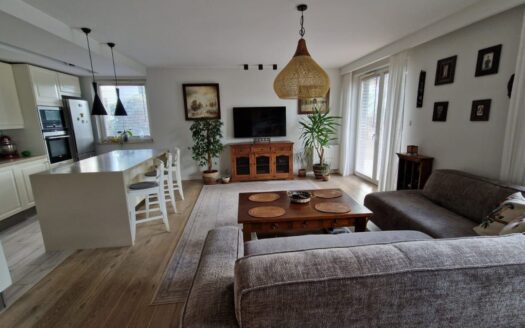 Mieszkanie z dużym ogrodem Chwarzno – Wiczlino