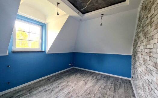 DOM DO WYKOŃCZENIA, ŚWIERCHOWA, JASŁO