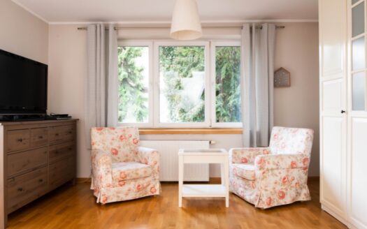 Słoneczny Dom w centrum Płońska (130m²)