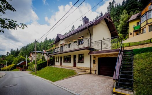 Sprzedam dom jednorodzinny