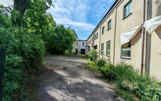 Budynek użytkowy w centrum Myszkowa