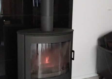 Dom w sercu pachnącego lasu.