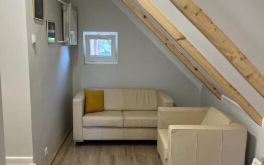 wynajmę mieszkanie w domku jednorodzinnym Po remon