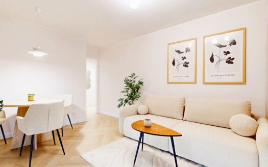 3 pokoje po remoncie, oddzielna kuchnia,Saska Kępa