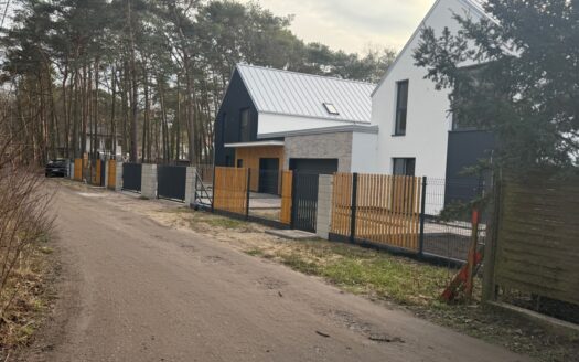 DOM 163M2 +520 Dzialka