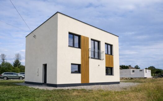 Dom 160m². Cena mieszkania w Krakowie. Blisko PKP