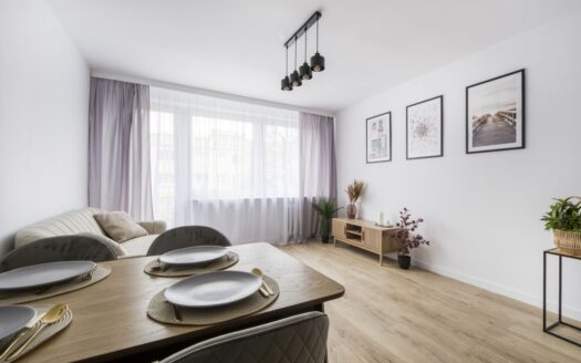 Bezpośrednio | centrum Pruszkowa | do zamieszkania