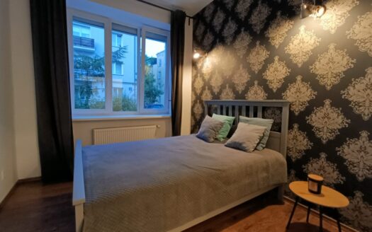 3 pok. ok ronda Wiatraczna, Bezpośrednio.