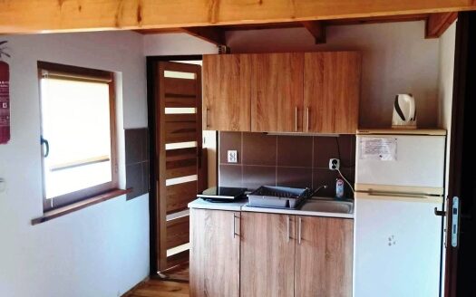 Sprzedam 2 domki nad jeziorem, mazury.