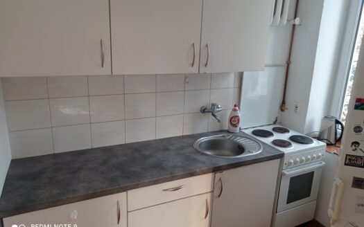 ŁADNA KAWALERKA NA ŻOLIBORZU BLISKO METRA