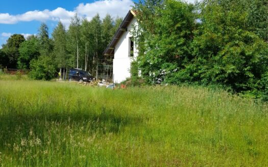 Sprzedam działkę z pozwoleniem na budowę
