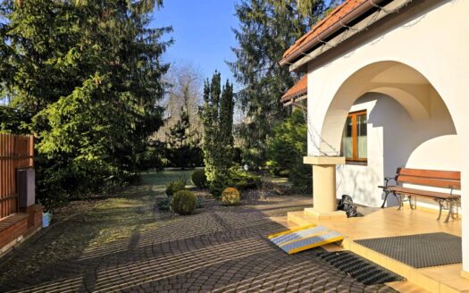 Wspaniały dom wolnostojący, wszystkie media, PKP