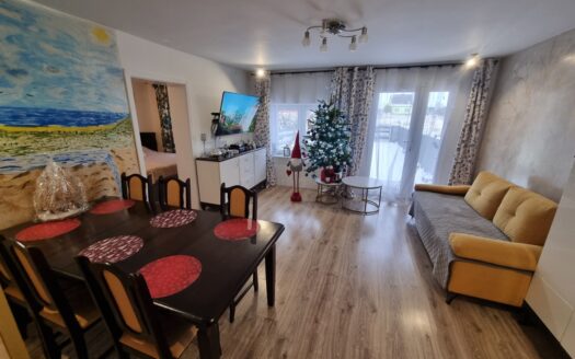 Dom w zabudowie szeregowej w Mołstowie