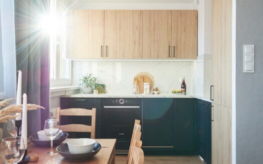 2 pok, 34m2, Krzyki, Sky Tower, balkon, winda