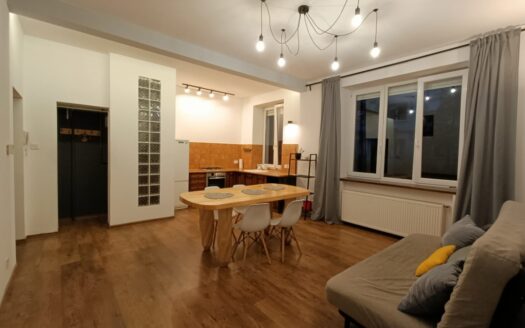 3 pok. ok ronda Wiatraczna, Bezpośrednio.