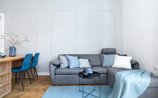 Bezpośrednio! Z widokiem na Wawel, po remoncie.