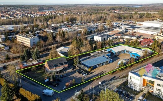 Budynek handlowo-biurowy z mieszkaniem 391 m²