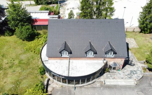 Sprzedam Budynek Handlowo-Biurowy z Cz. Mieszkalną