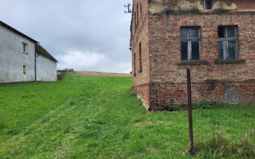 Sprzedam Dom i socjalny budynek