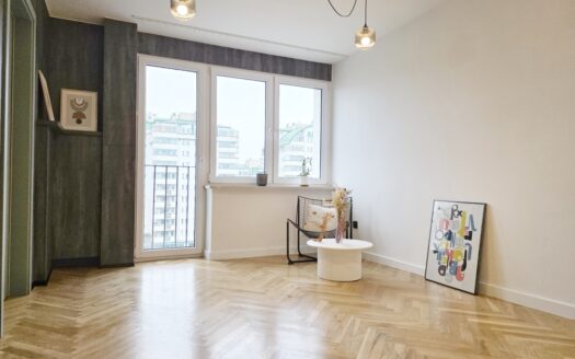 Jasne, stylowe, gotowe mieszkanie – centrum