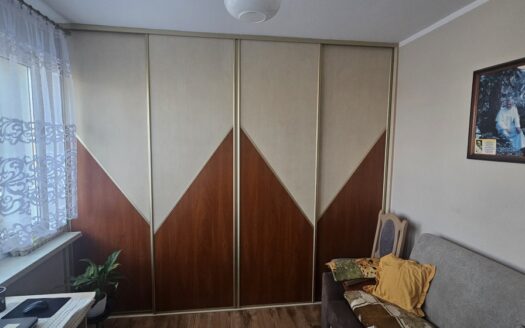 Mieszkanie trzy pokojowe Góra 53 m.kw