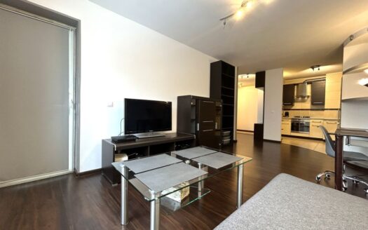 Sprzedam gotowe 2 pokojowe mieszkanie w Ząbkach.