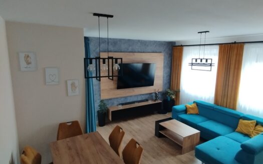 3 pok. mieszkanie nad jeziorem Garderoba + Widok