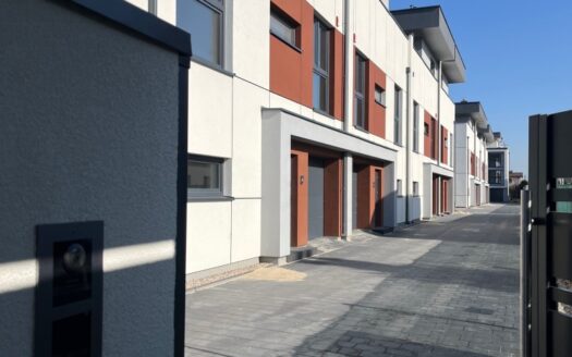 BEZPOŚREDNIO Nowy dom z pozwoleniem na użytkowanie