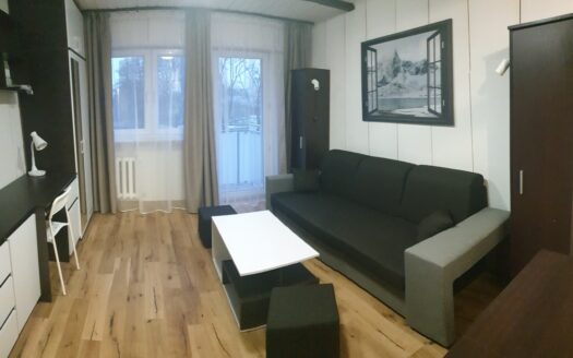 Trzy pokoje, Bielany, Wrzeciono, Metro-Wawrzyszew.