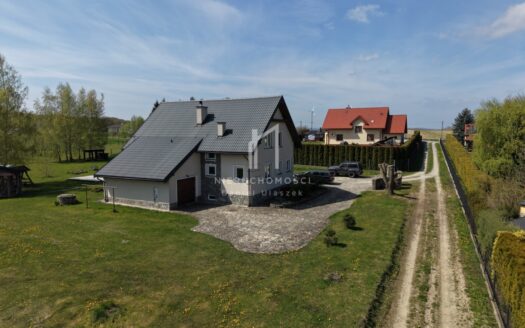 DOM JEDNORODZINNY– JASŁO, SOBNIÓW – 239 M²
