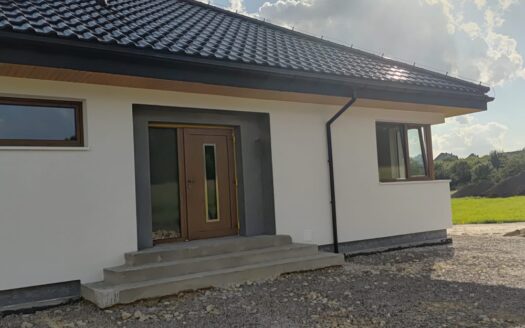 Nowy dom. Duża działka tylko 30 minut od Krakowa