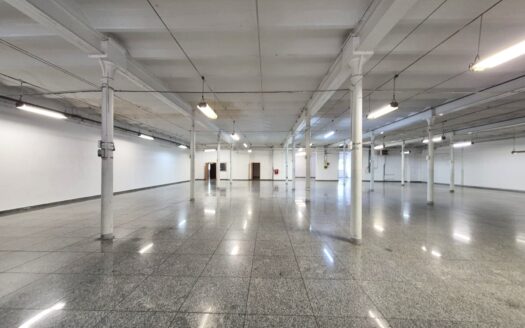 Lokal na magazyn / produkcję – 898m2 – Łódź
